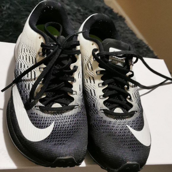 nike zoom elite 9 - Picture 2 of 3